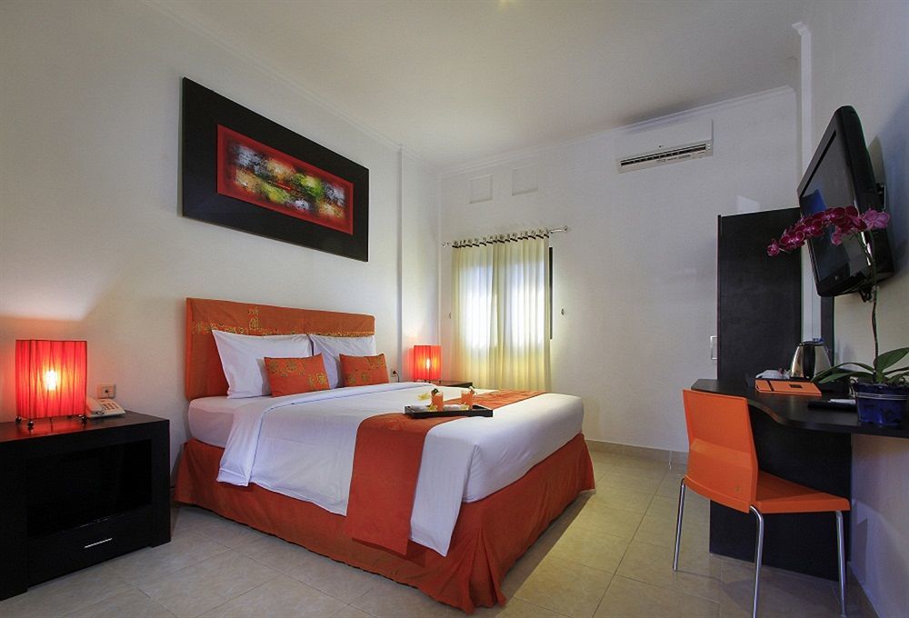 Kubu Anyar Hotel Kuta  Exterior photo